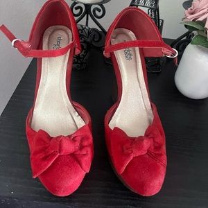 Red Wedges
